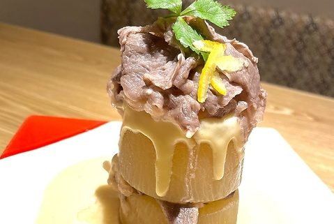 宮崎牛とおでん大根の料理